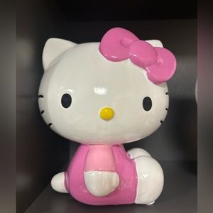 Hello kitty piggy bank